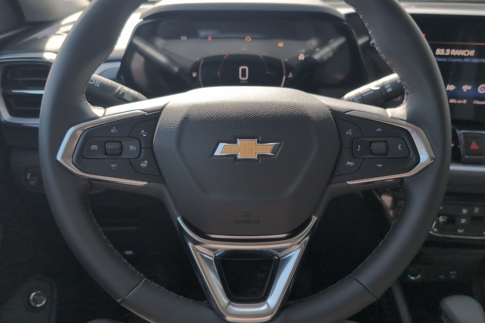 New 2026 White Chevrolet LT image 23