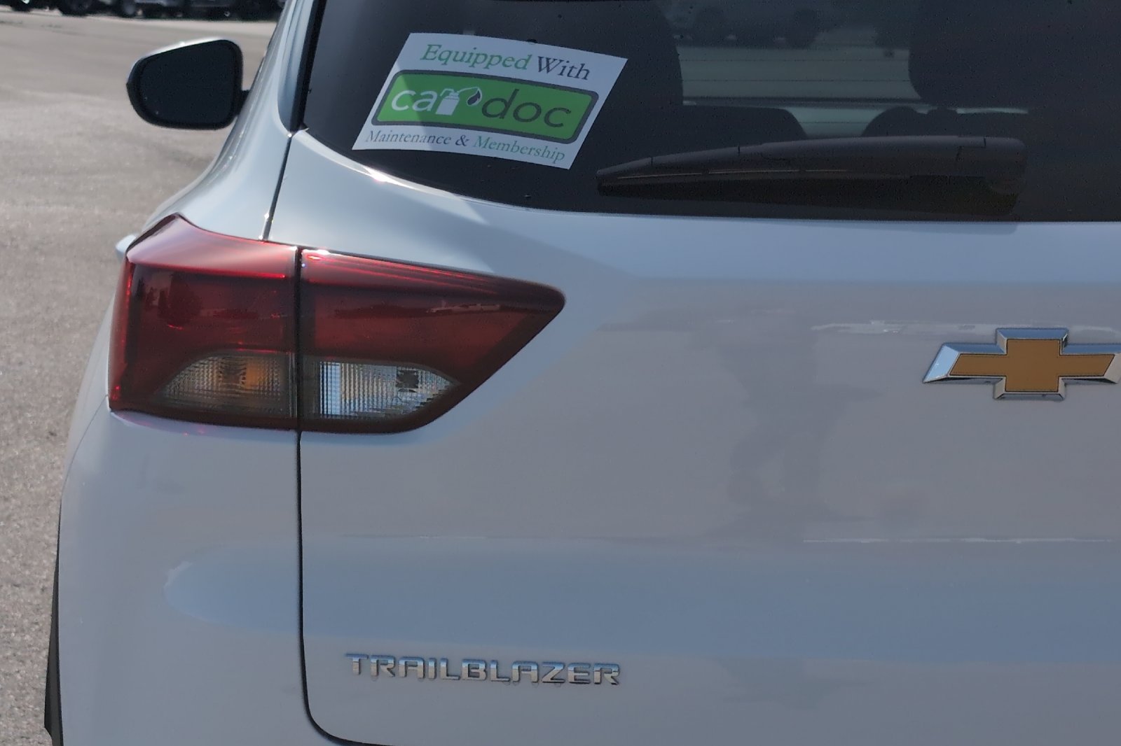 New 2026 White Chevrolet LT image 27