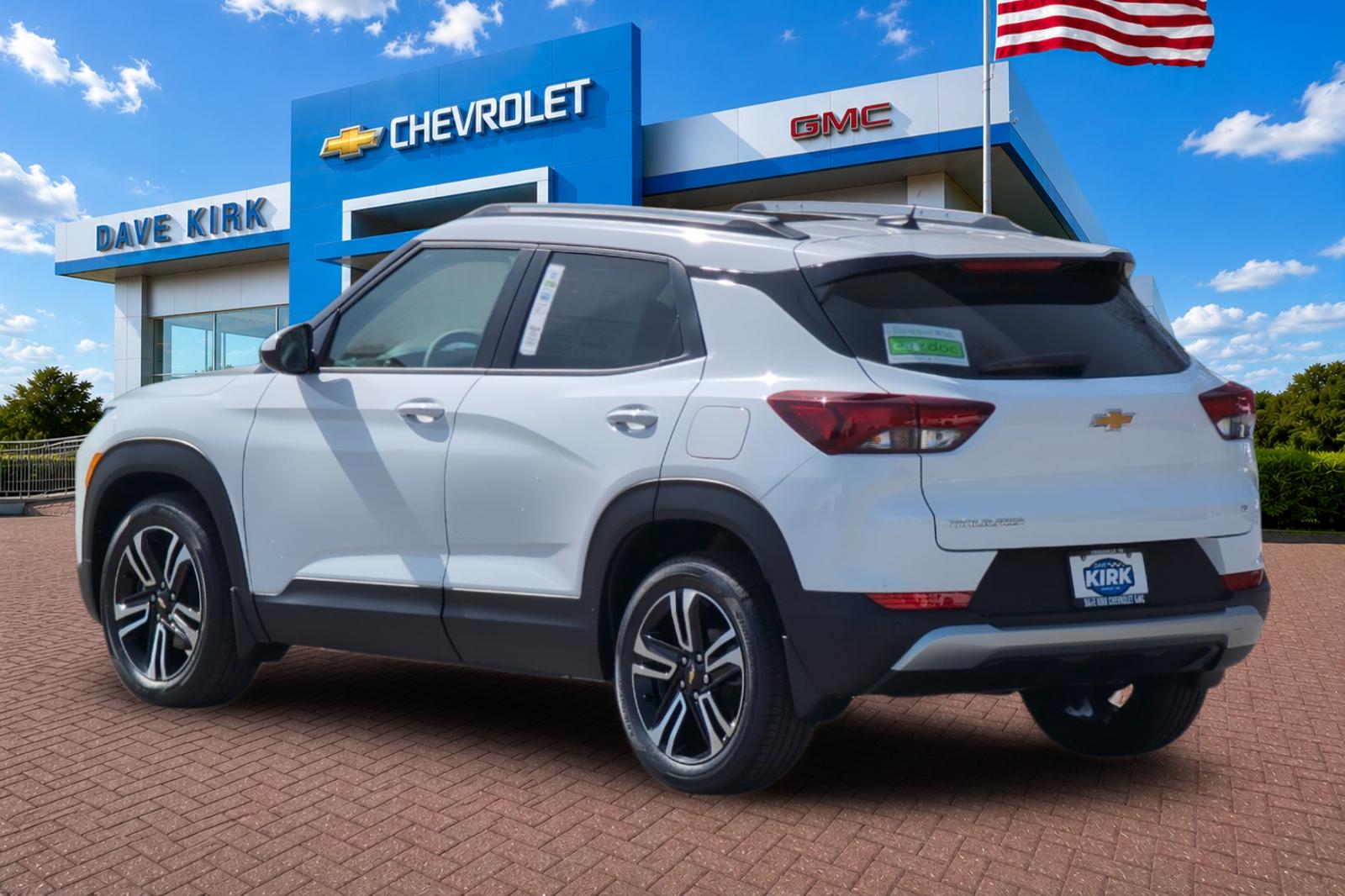 New 2026 White Chevrolet LT image 5