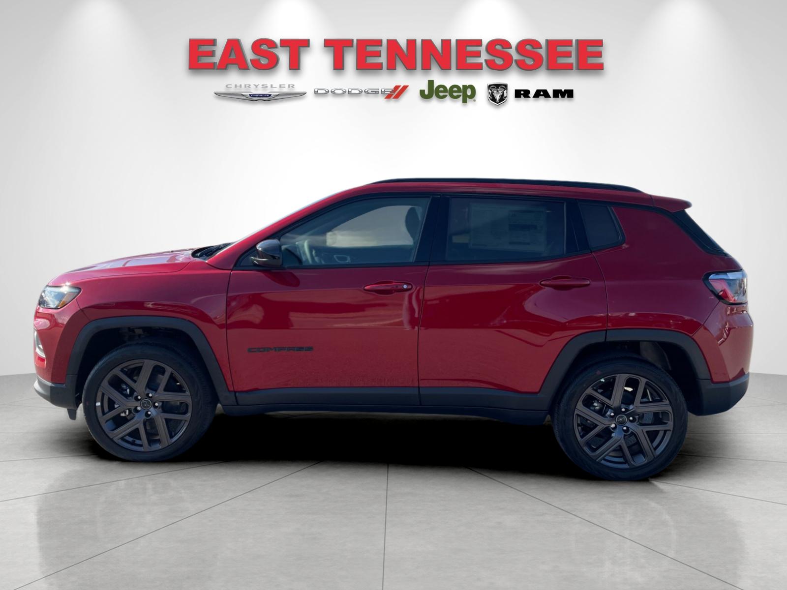 New 2026 Red Hot Pearlcoat Jeep Latitude image 6