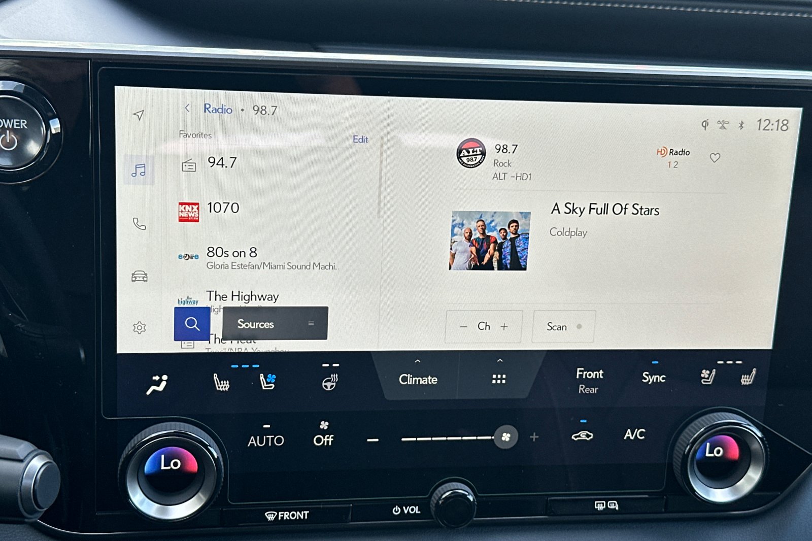 2026 Lexus RX 450h+ Premium - Photo 18