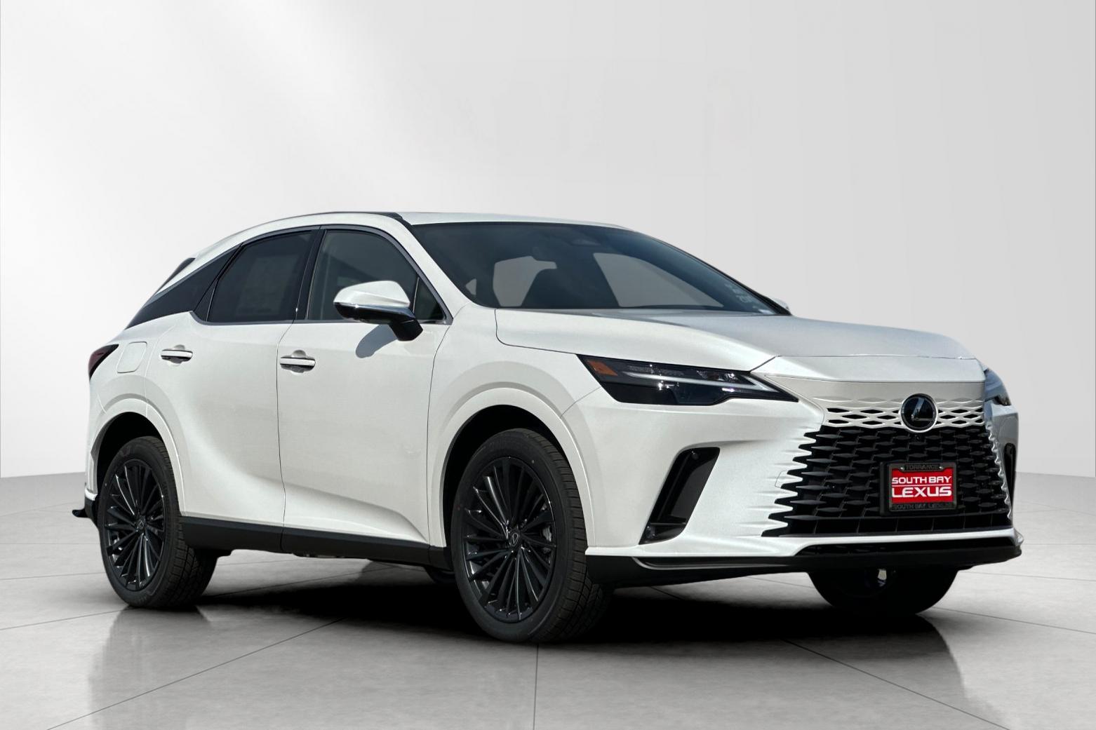 2026 Lexus RX 450h+ Premium - Photo 8