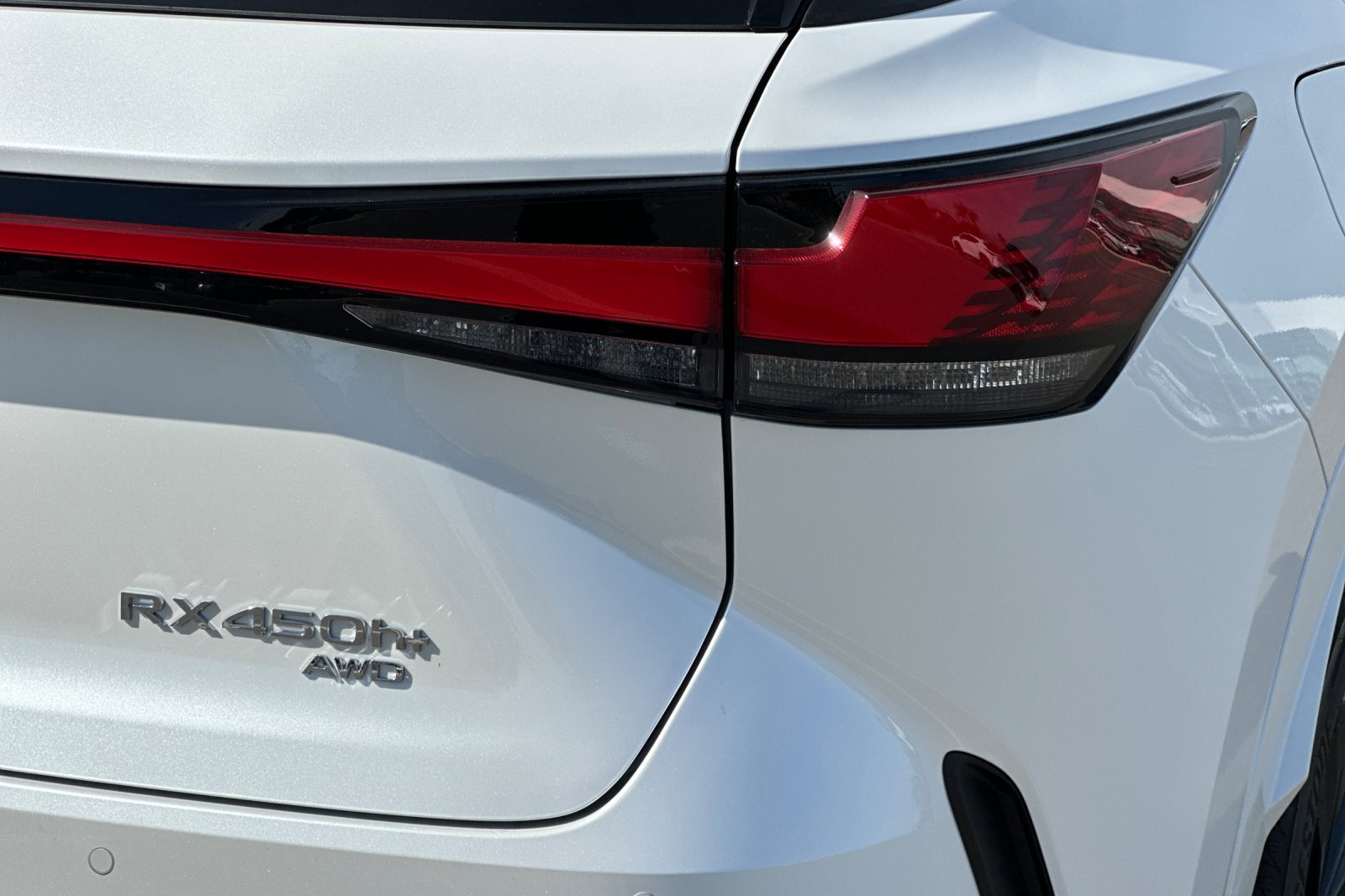 2026 Lexus RX 450h+ Premium - Photo 26