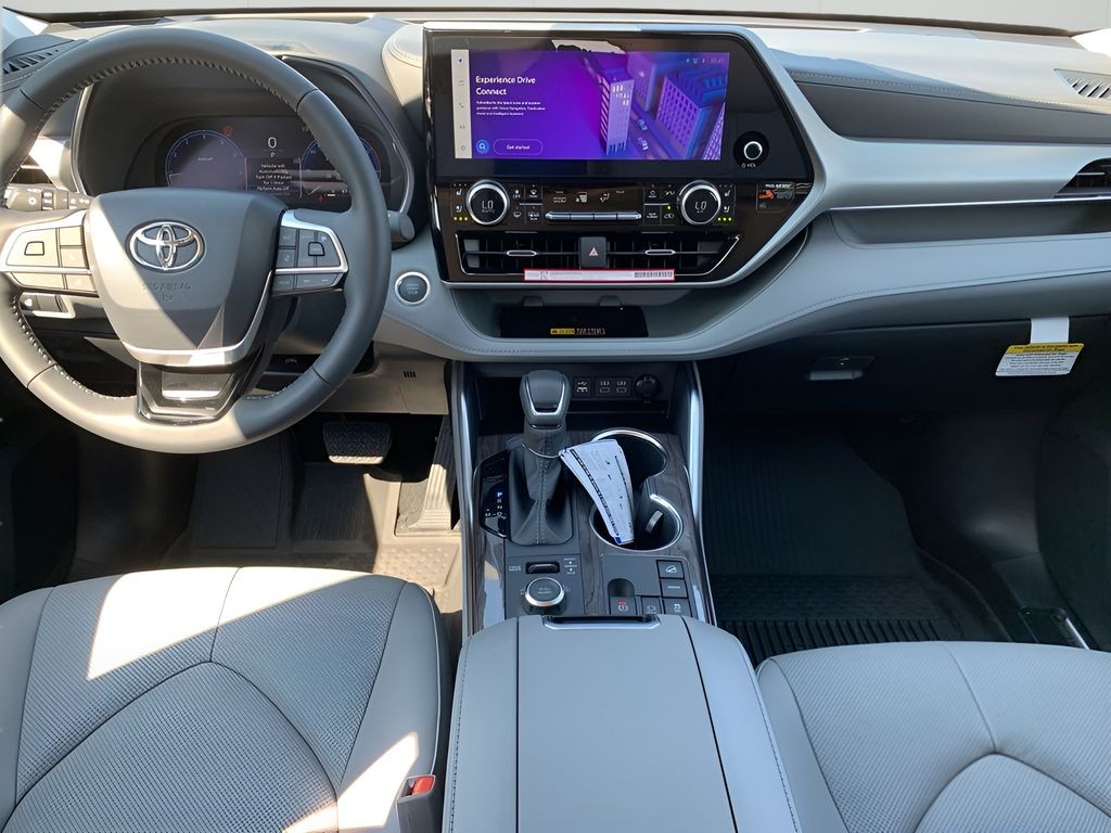 New 2025  Toyota Platinum image 14