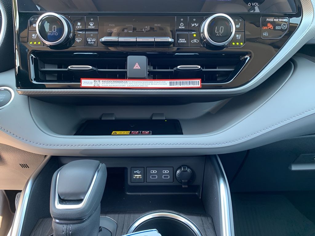 New 2025  Toyota Platinum image 21