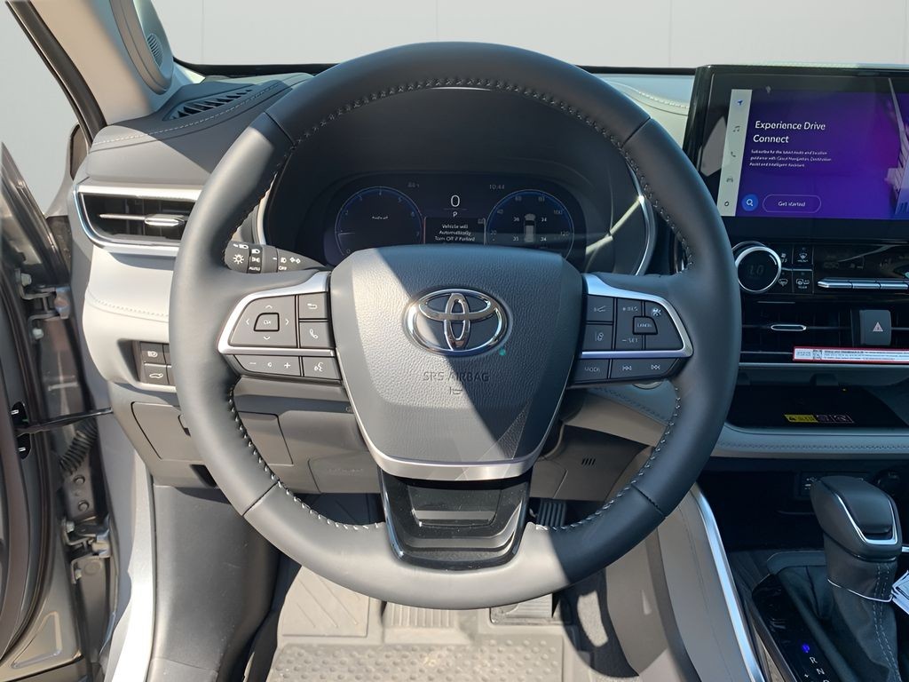 New 2025  Toyota Platinum image 24