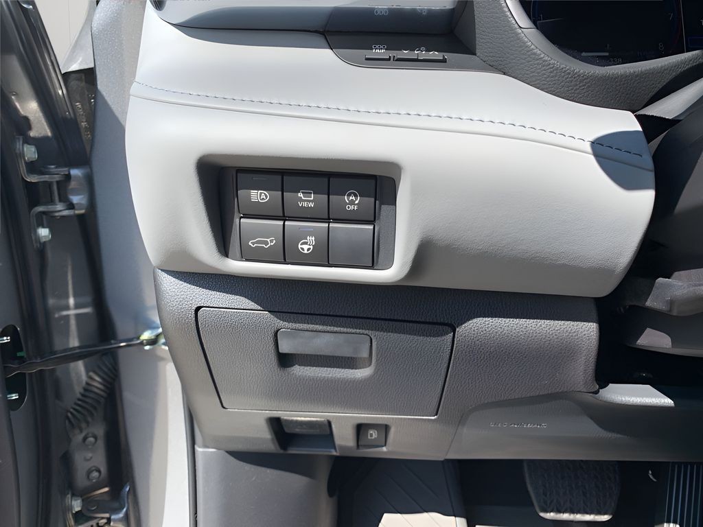 New 2025  Toyota Platinum image 27