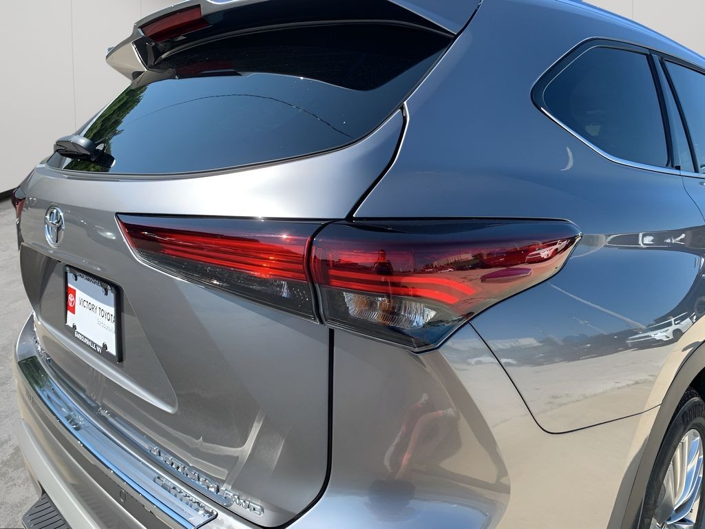New 2025  Toyota Platinum image 29