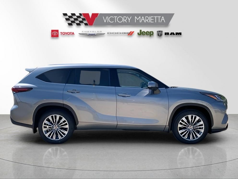 New 2025  Toyota Platinum image 39