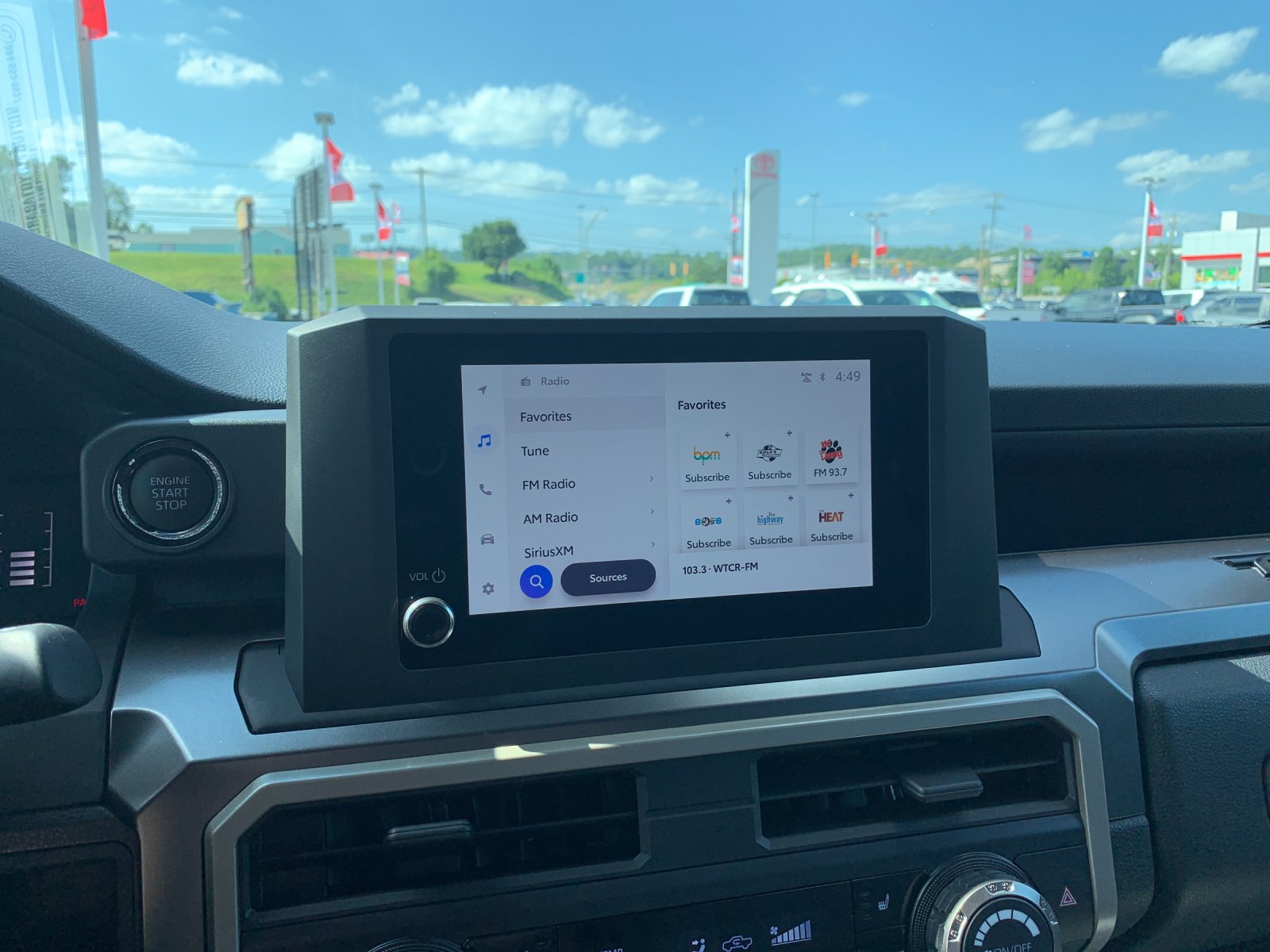 Certified Used 2025  Toyota SR5 image 11