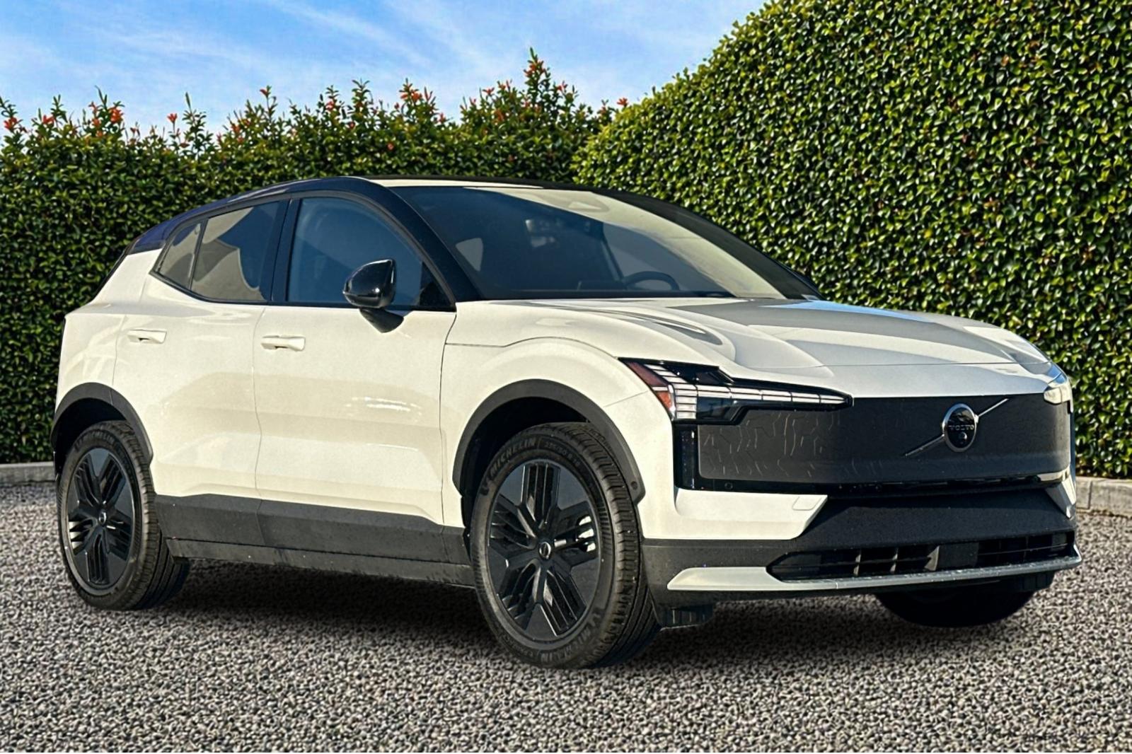 New 2026 Crystal White Volvo Ultra image 8