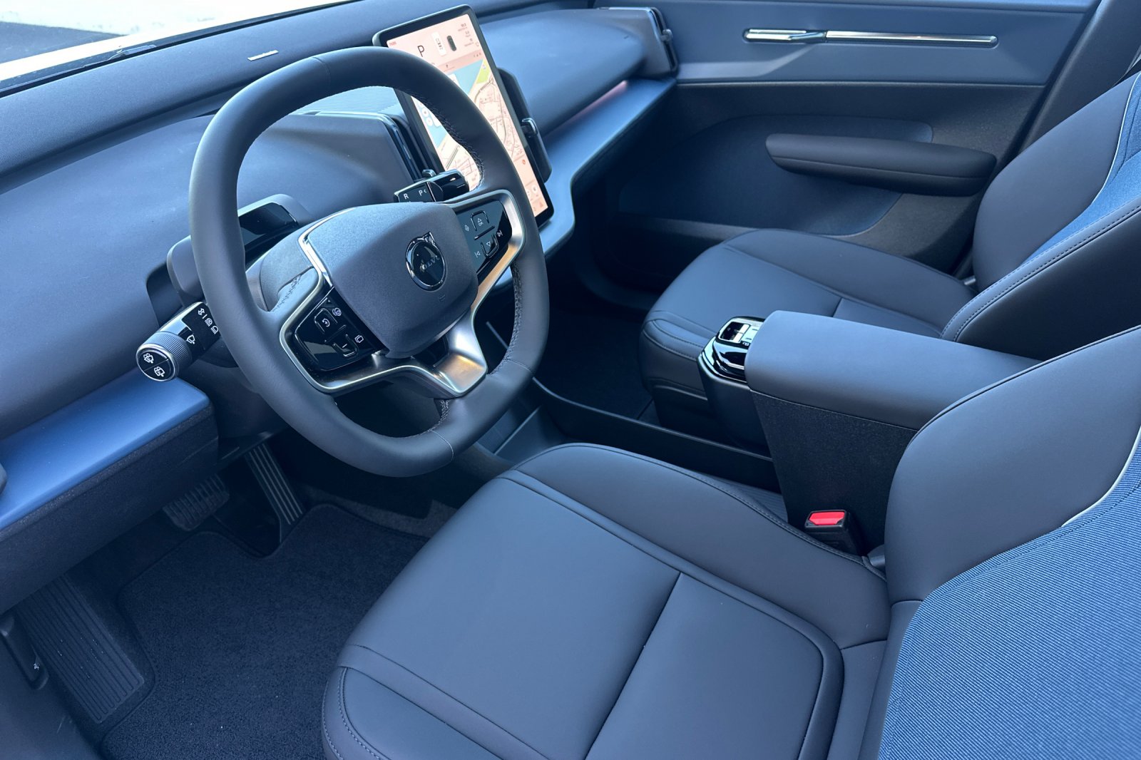 New 2026 Crystal White Volvo Ultra image 10