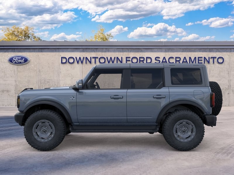 New 2025 Azure Gray Metallic Ford Outer Banks® image 4