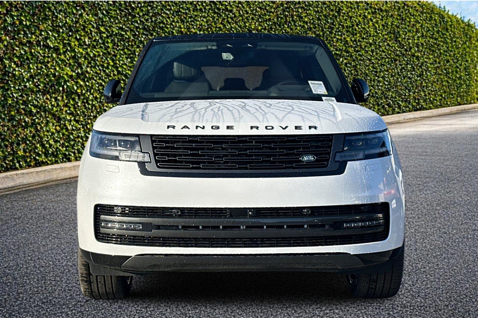 2026 Land Rover Range Rover SE - Photo 9
