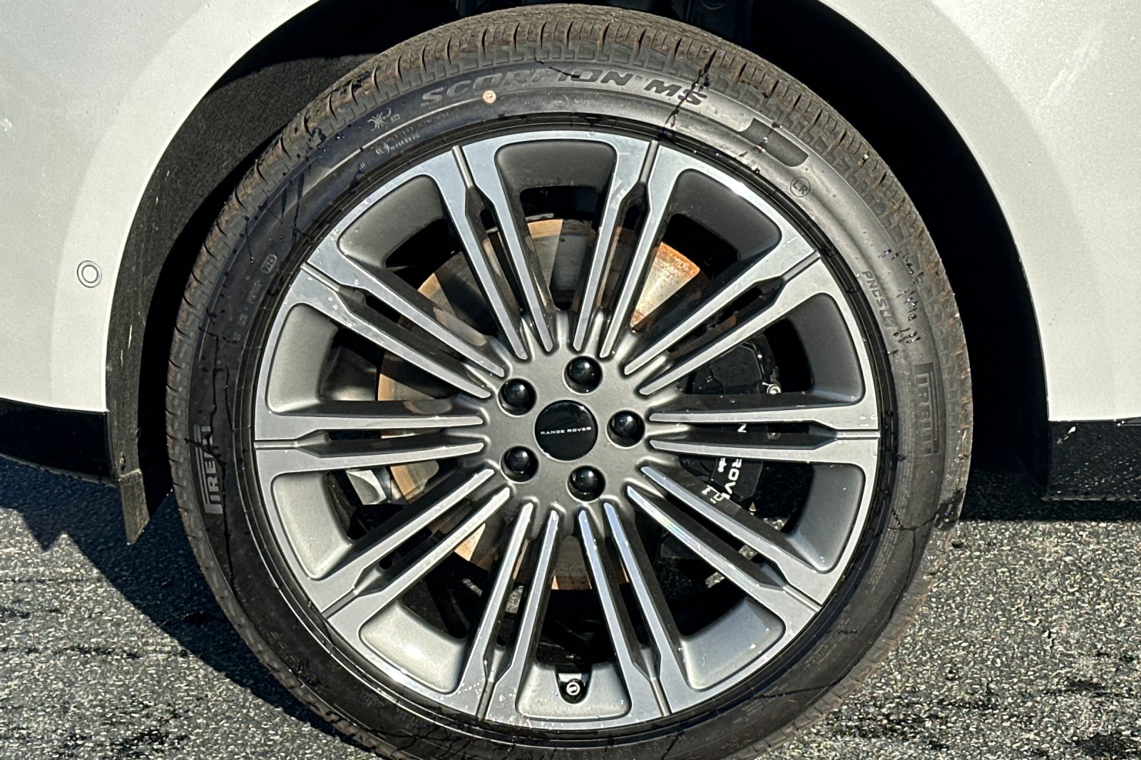 2026 Land Rover Range Rover SE - Photo 26