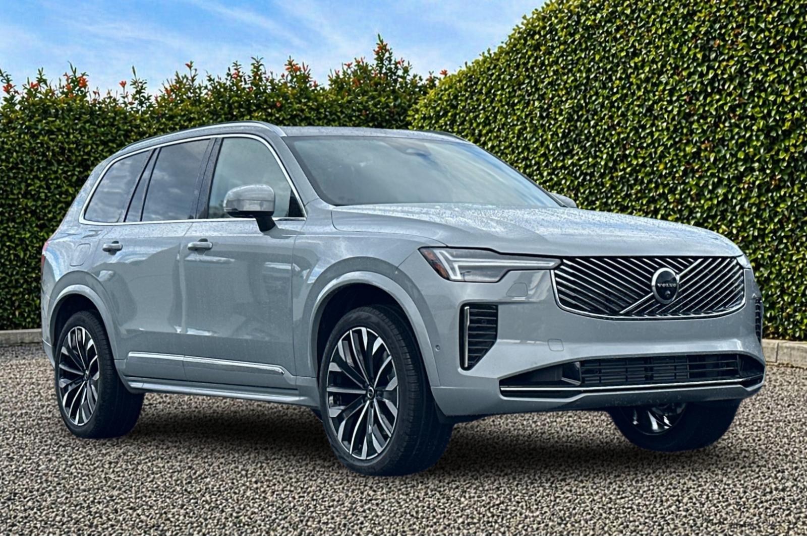 New 2026 Gray Volvo T8 Plus image 8