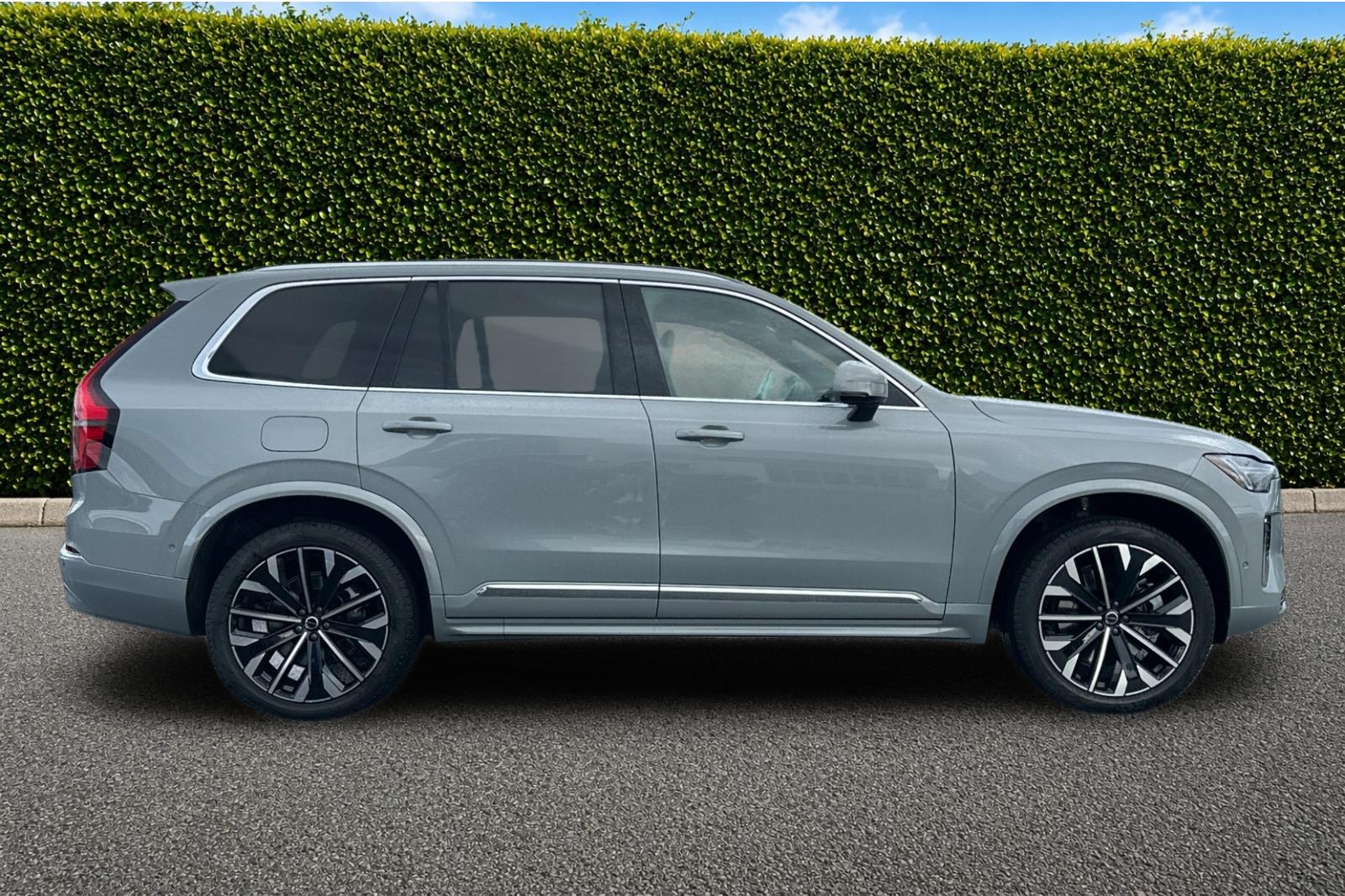 New 2026 Gray Volvo T8 Plus image 7