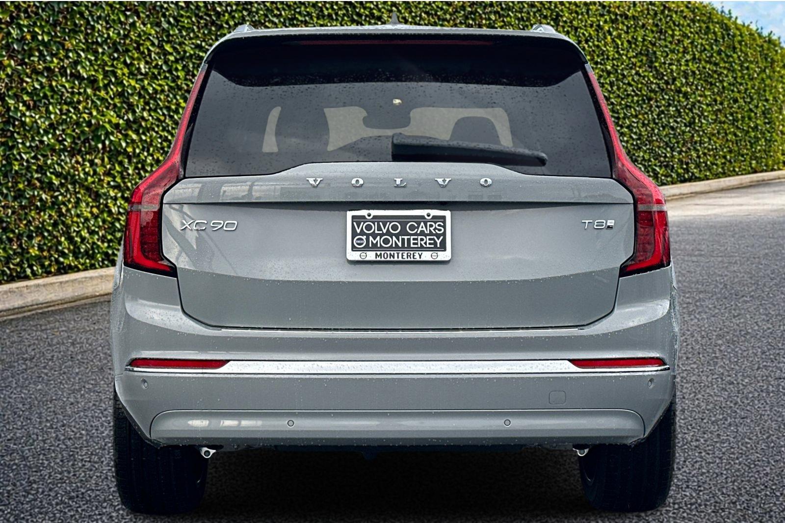 New 2026 Gray Volvo T8 Plus image 5