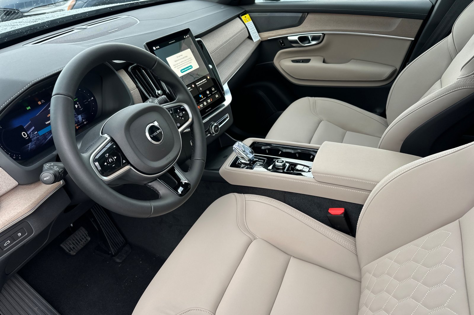 New 2026 Gray Volvo T8 Plus image 10