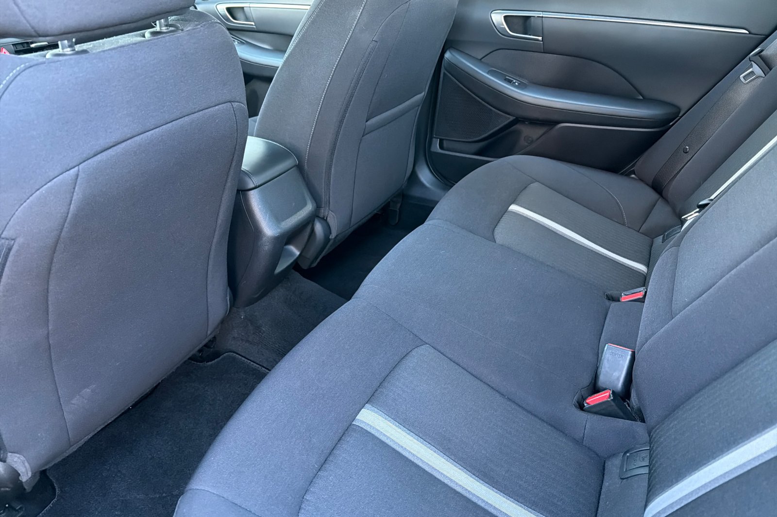 Used 2023 Ultimate Red Hyundai SEL image 12