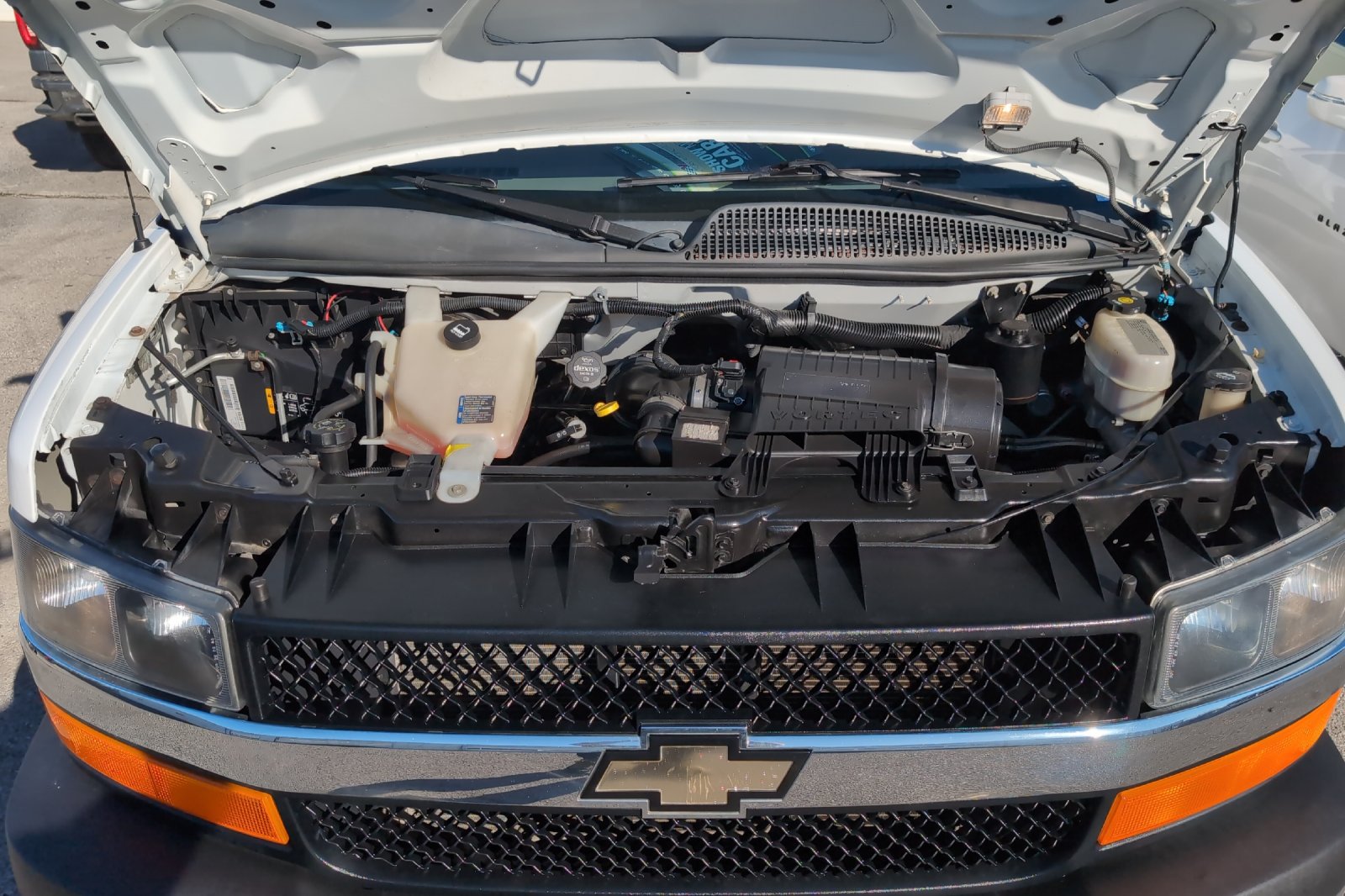 Used 2017 White Chevrolet LT image 28