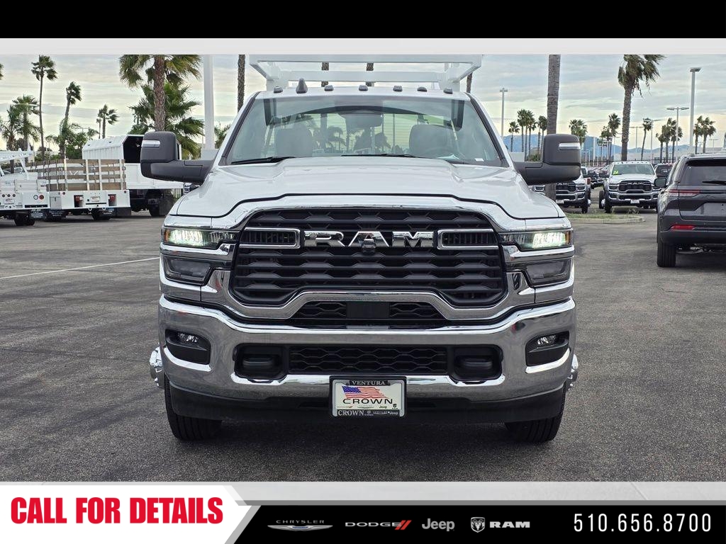 New 2025 Bright White Clear-Coat Exterior Paint RAM Tradesman image 2