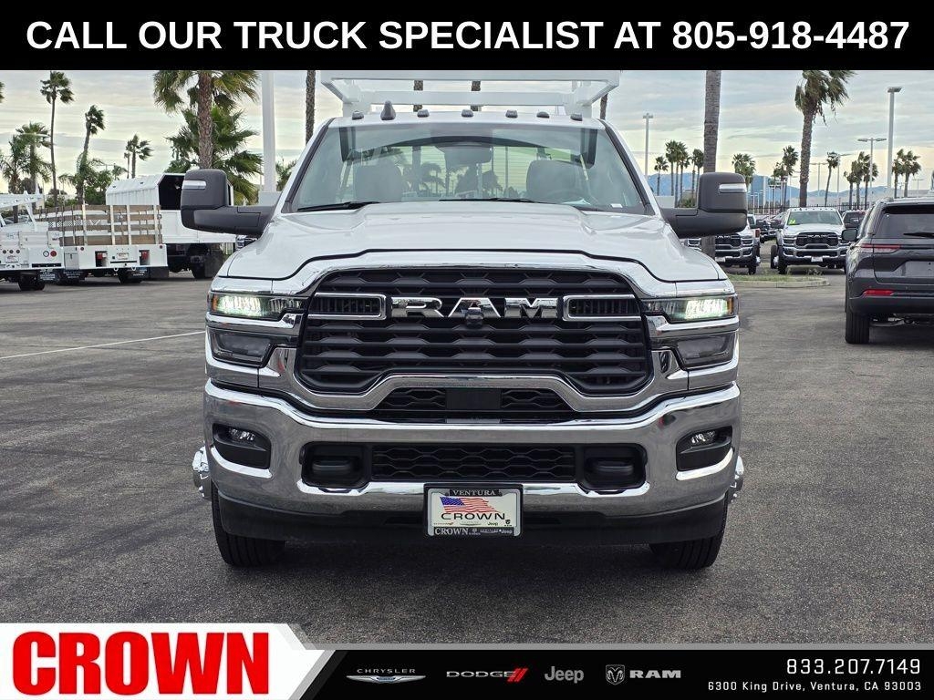 New 2025 Bright White Clear-Coat Exterior Paint RAM Tradesman image 23