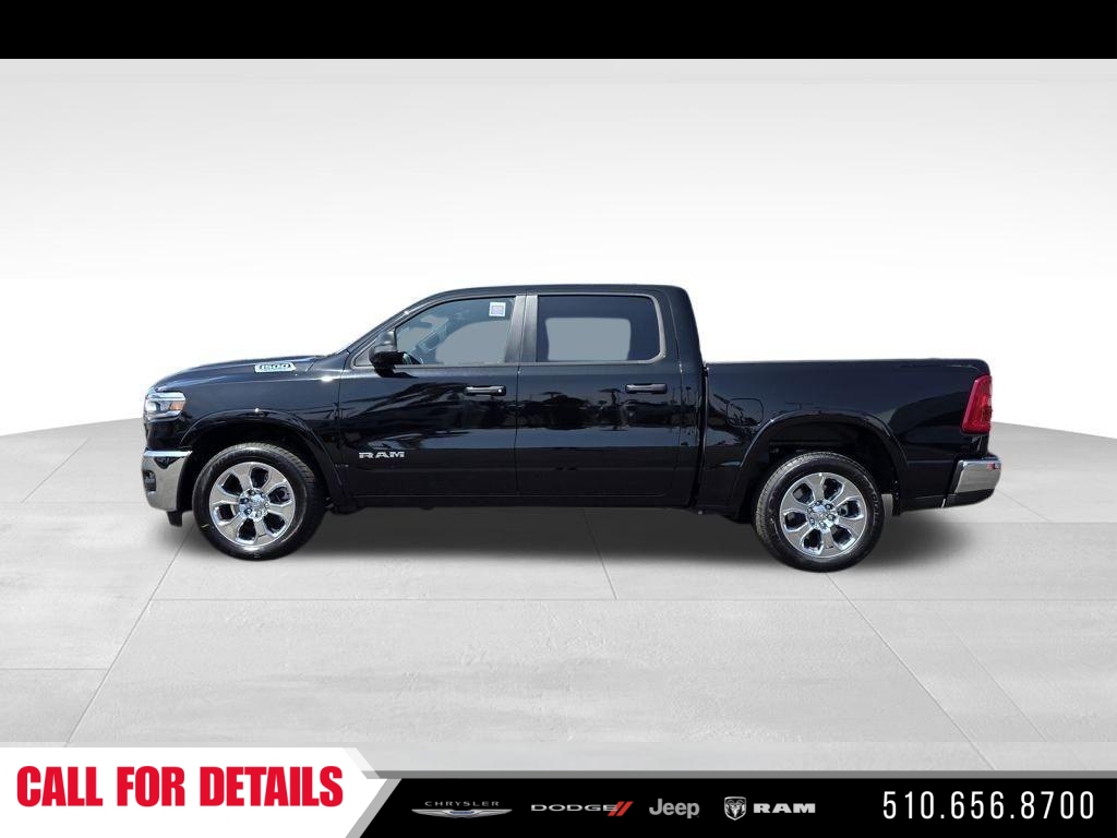 New 2025 Diamond Black Crystal Pearlcoat RAM Big Horn/Lone Star image 8