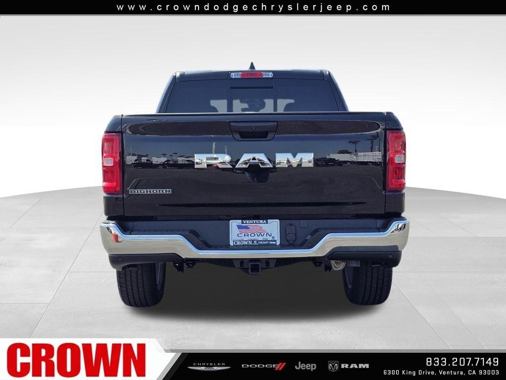 New 2025 Diamond Black Crystal Pearlcoat RAM Big Horn/Lone Star image 30