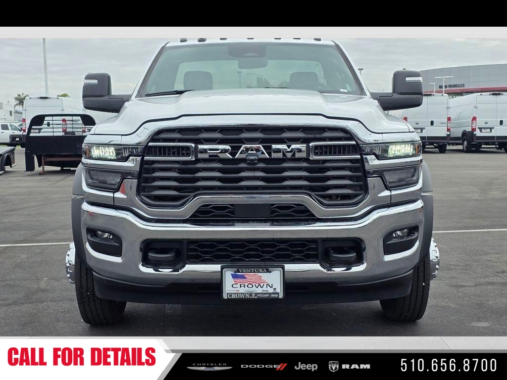 New 2026 Bright White Clear-Coat Exterior Paint RAM Tradesman image 2