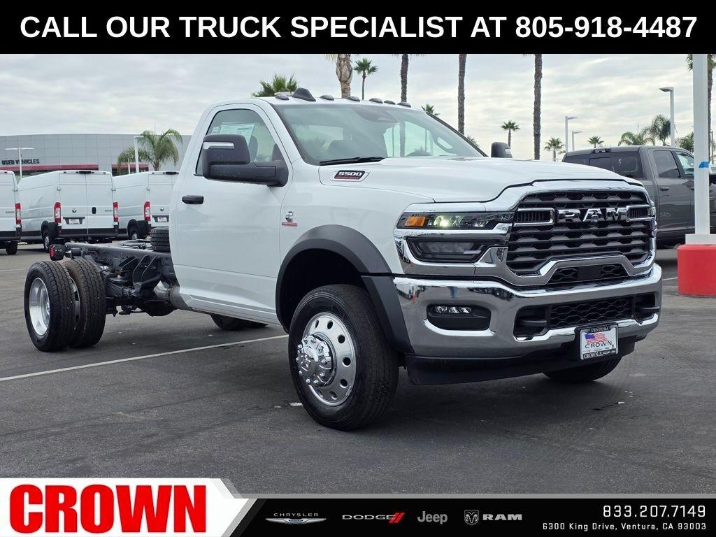 New 2026 Bright White Clear-Coat Exterior Paint RAM Tradesman image 8