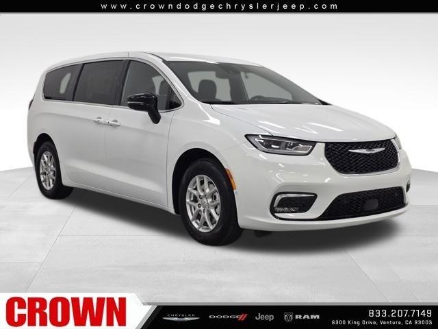 New 2025 Bright White Clear-Coat Exterior Paint Chrysler Select image 42
