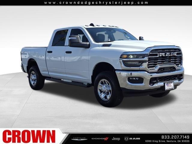New 2026 Bright White Clear-Coat Exterior Paint RAM Tradesman image 36