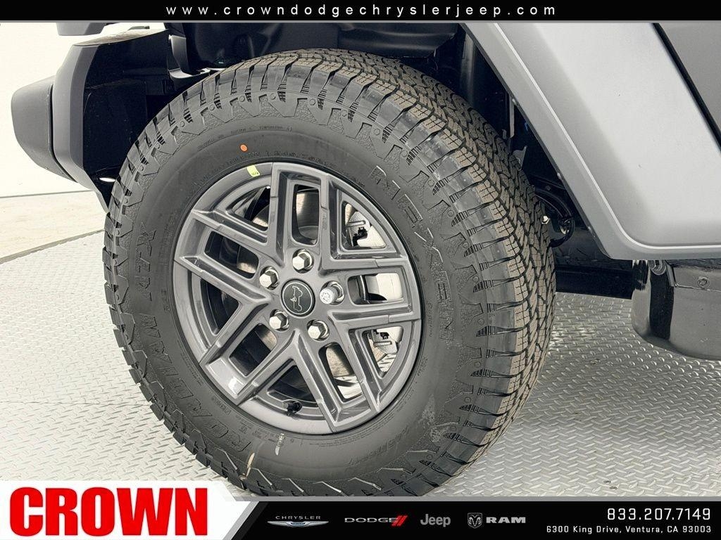 New 2026 Black Clearcoat Jeep Sport S image 27