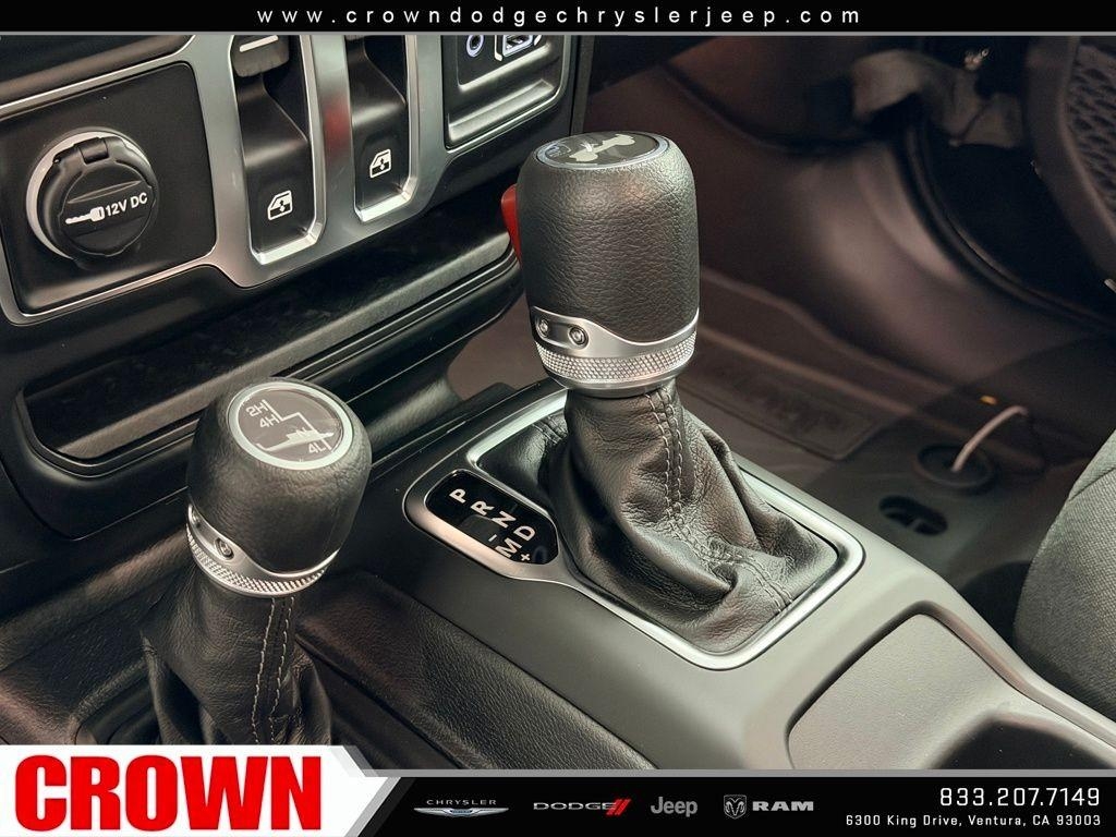 New 2026 Black Clearcoat Jeep Sport S image 32