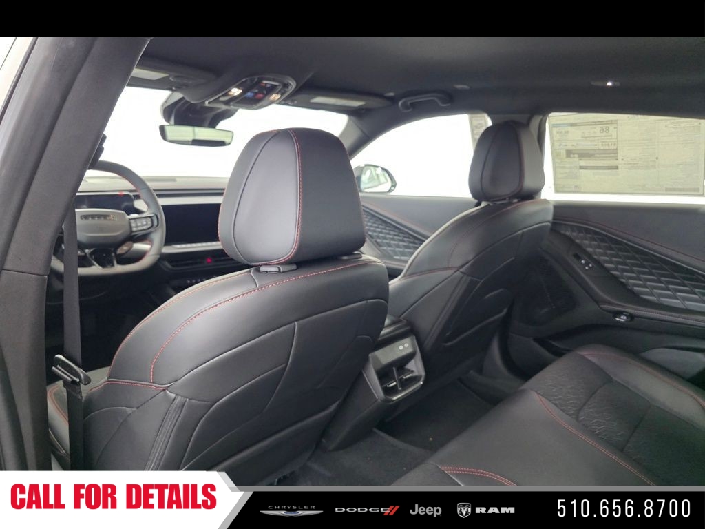 New 2026 White Knuckle Exterior Paint Dodge R/T Scat Pack image 12