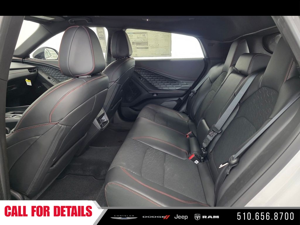New 2026 White Knuckle Exterior Paint Dodge R/T Scat Pack image 14