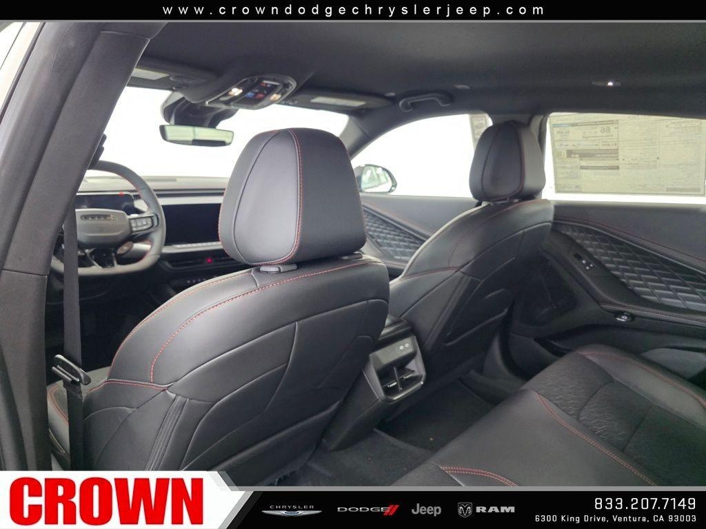 New 2026 White Knuckle Exterior Paint Dodge R/T Scat Pack image 36