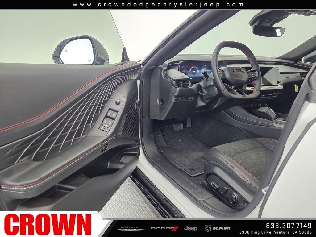 New 2026 White Knuckle Exterior Paint Dodge R/T Scat Pack image 40