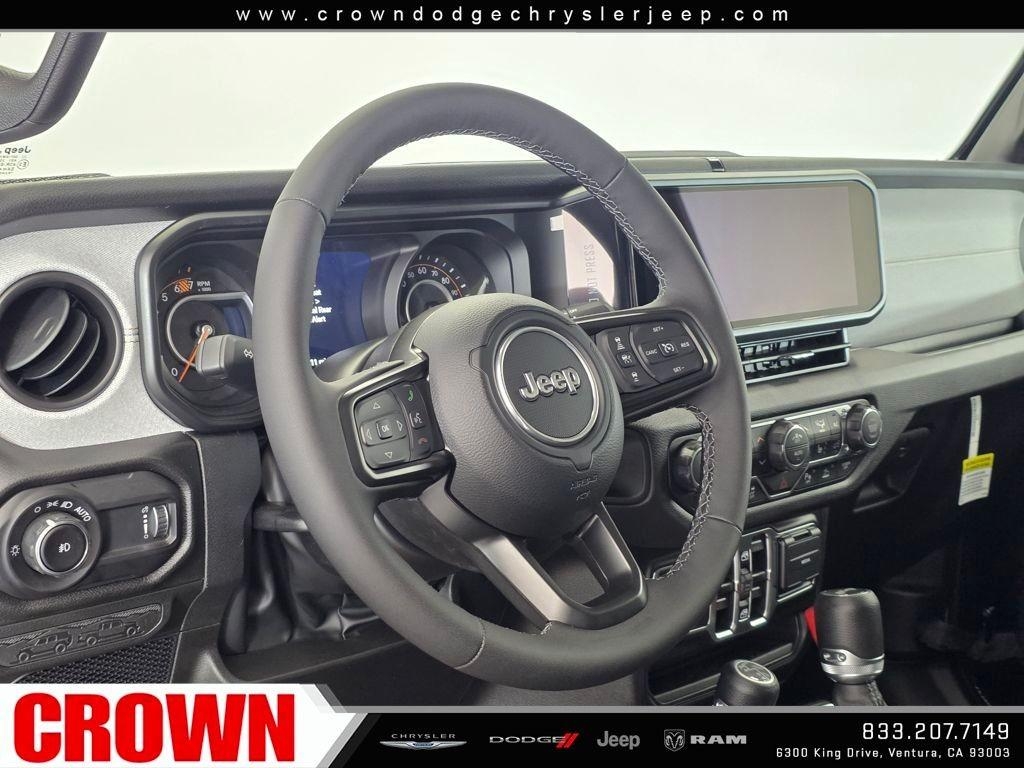 New 2025 Black Clear-Coat Exterior Paint Jeep Sport S image 40