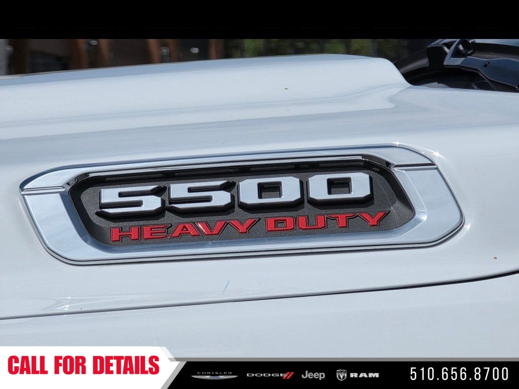 New 2026 Bright White Clearcoat RAM Tradesman image 9