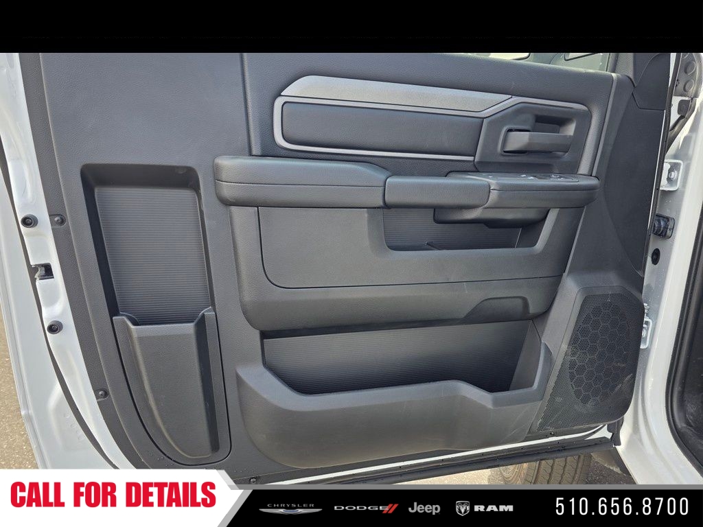 New 2026 Bright White Clearcoat RAM Tradesman image 11