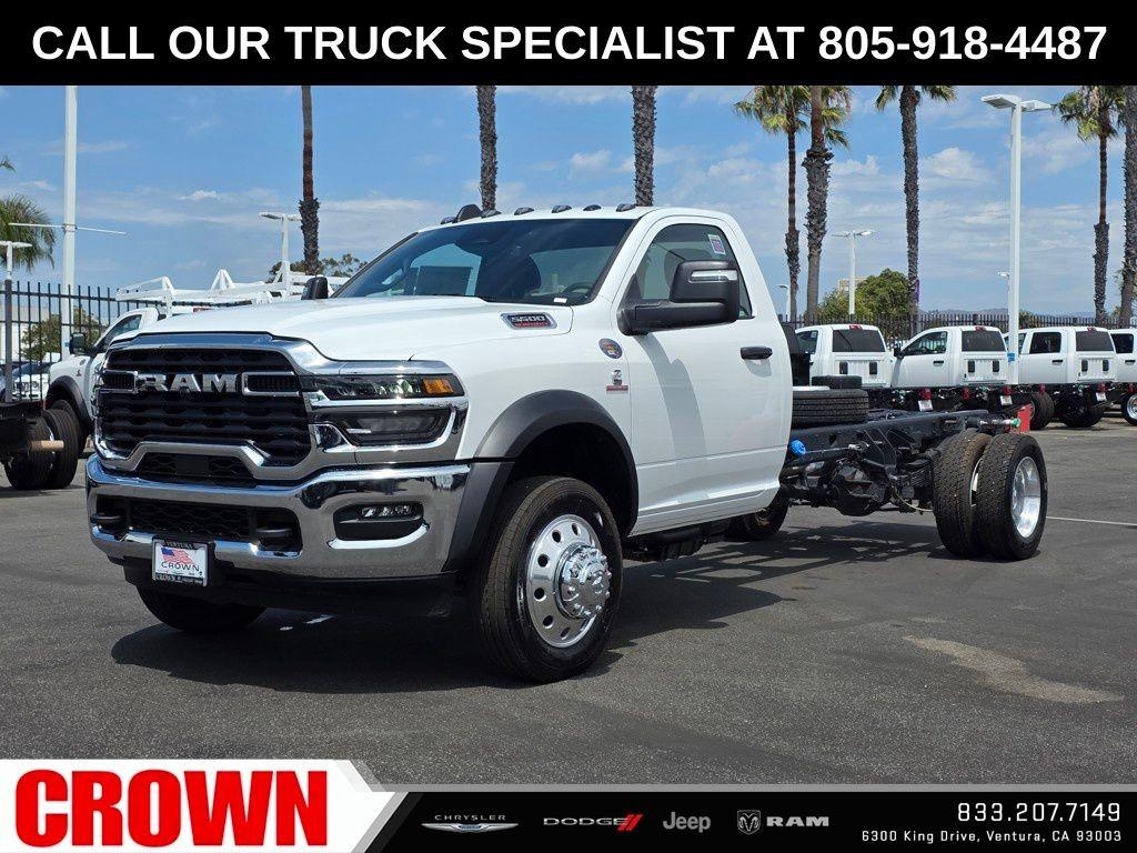New 2026 Bright White Clearcoat RAM Tradesman image 15