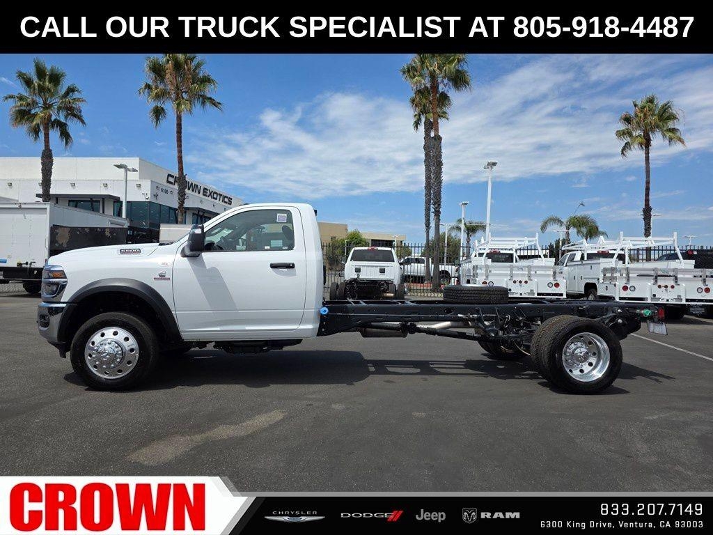 New 2026 Bright White Clearcoat RAM Tradesman image 20