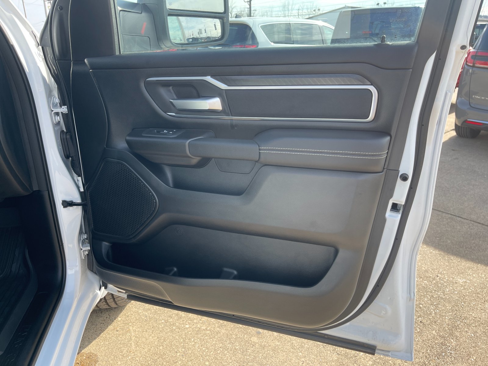 2025 RAM 1500 Big Horn/Lone Star - Photo 18