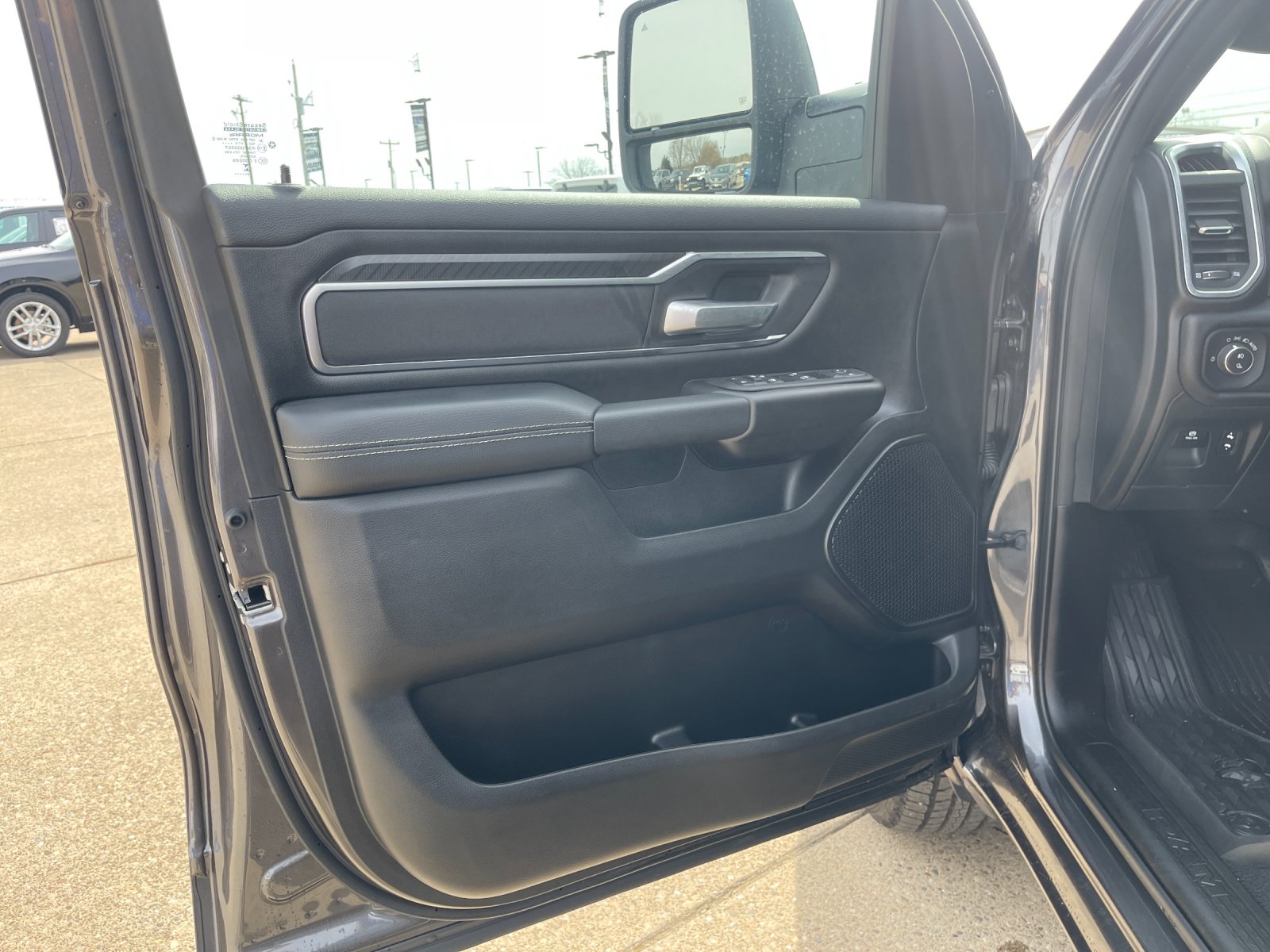 2025 RAM 1500 Big Horn/Lone Star - Photo 11