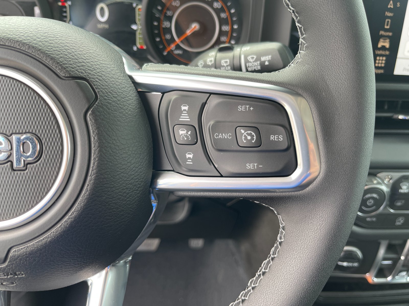 2026 Jeep Wrangler 4-Door Sahara - Photo 28