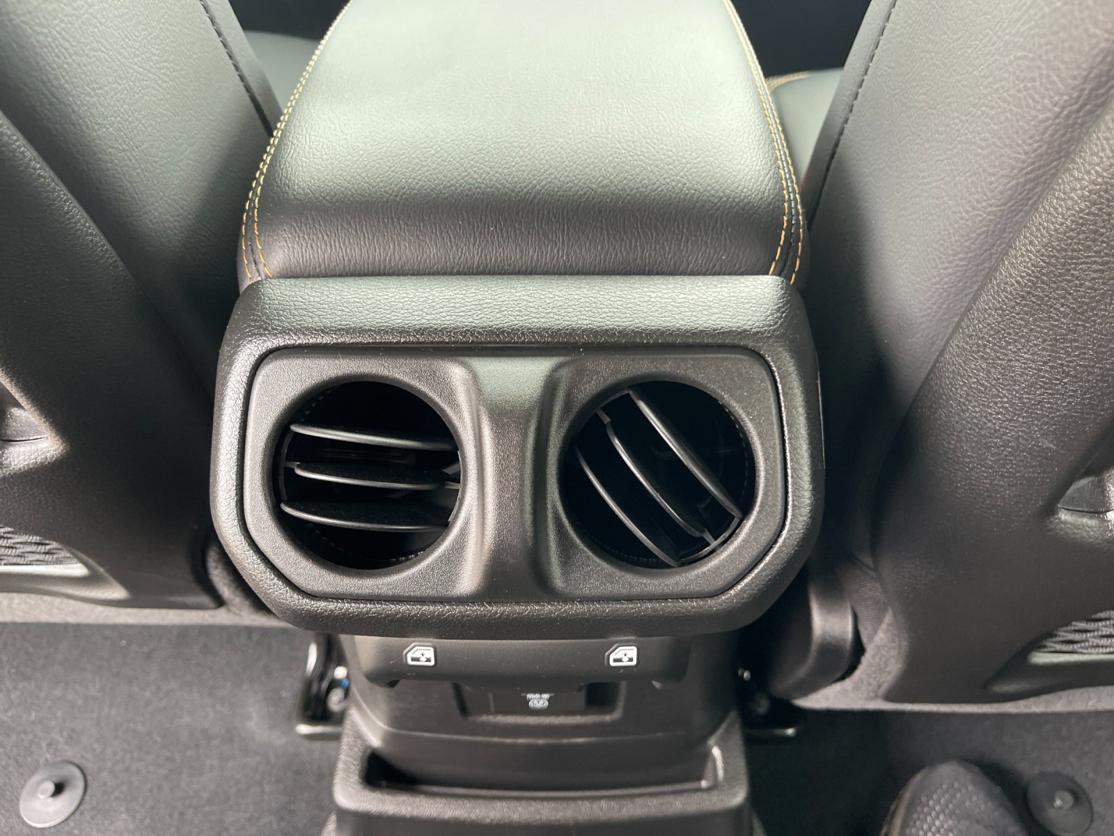2026 Jeep Wrangler 4-Door Sahara - Photo 14