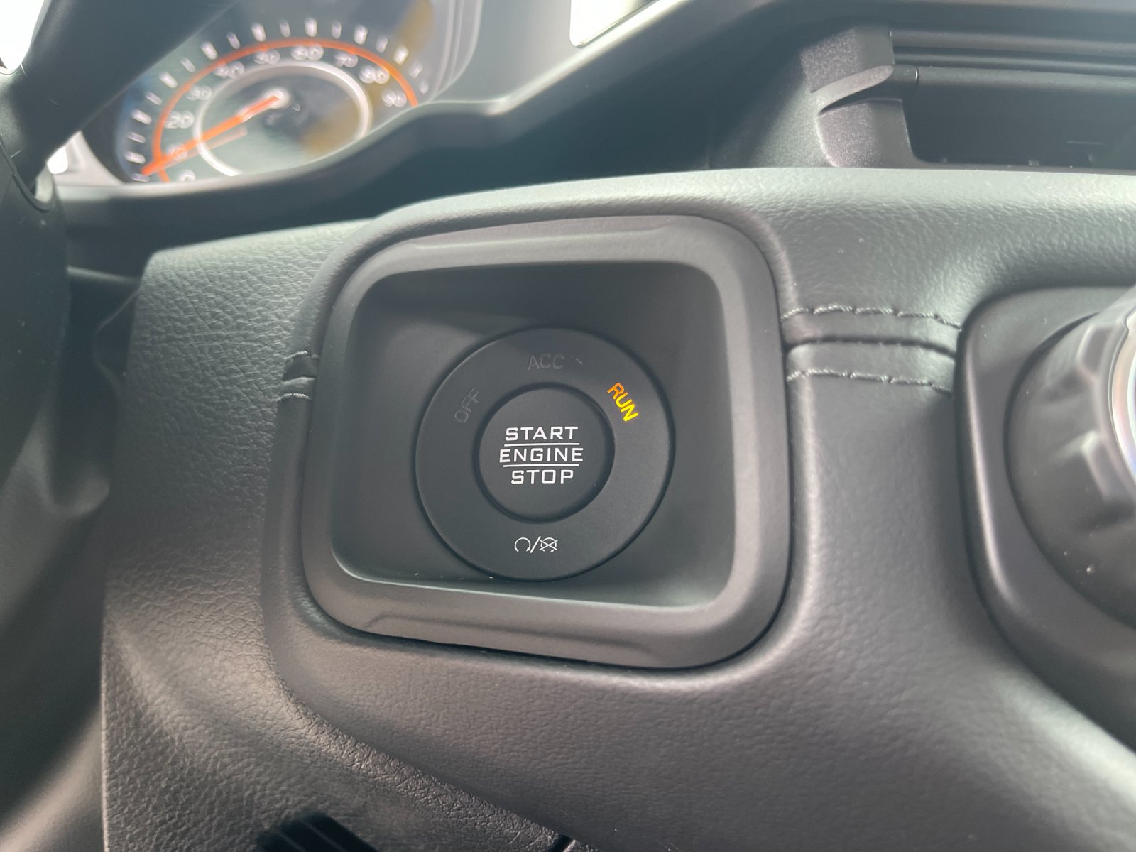 2026 Jeep Wrangler 4-Door Sahara - Photo 24
