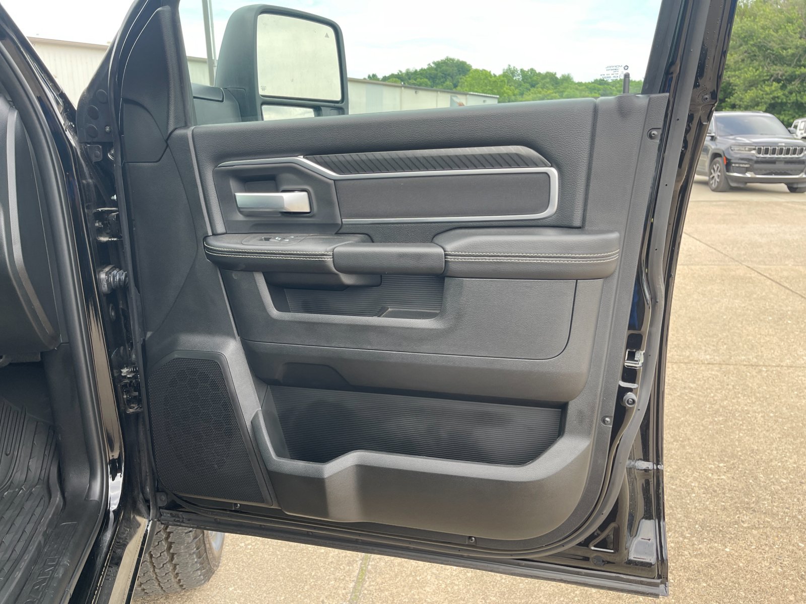 2026 RAM 2500 Big Horn - Photo 18